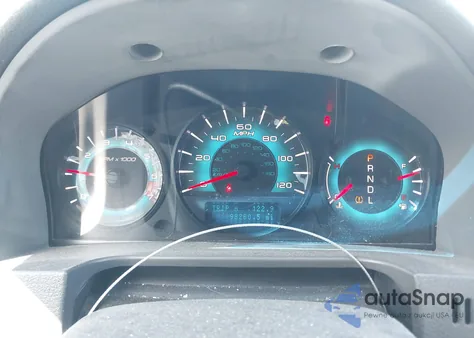 2010 Ford Fusion S из США, поврежденный, VIN 3FAHP0GA6AR180606